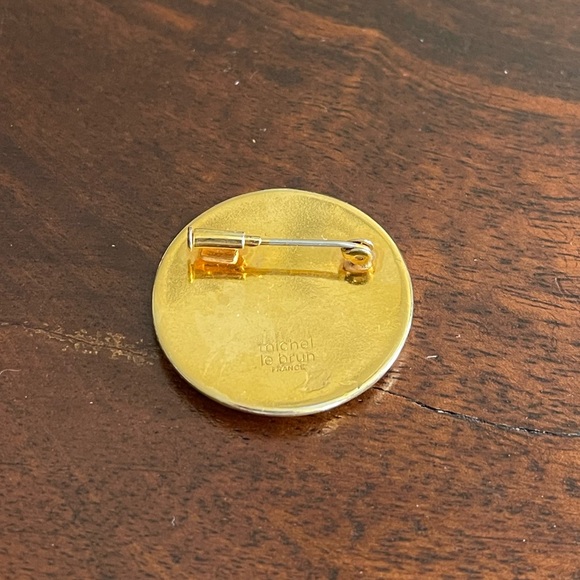 Michel Lebrun Paris vintage brooch trombone clasp butterfly gold tone round - Picture 2 of 3